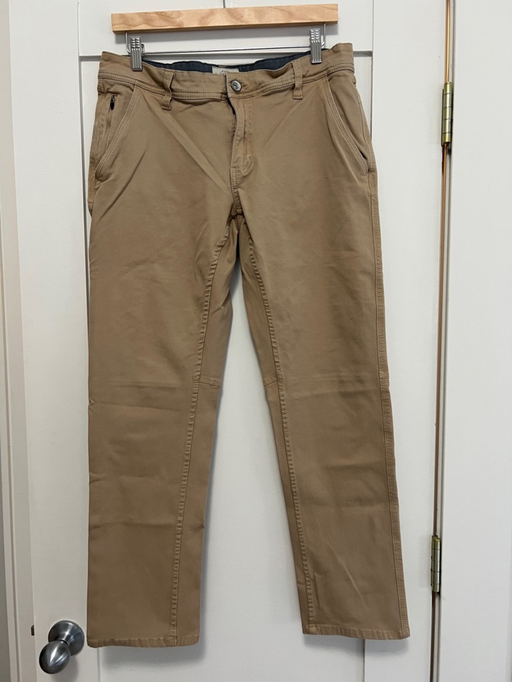Classic Men's Chinos in Tan - Casual Straight Fit